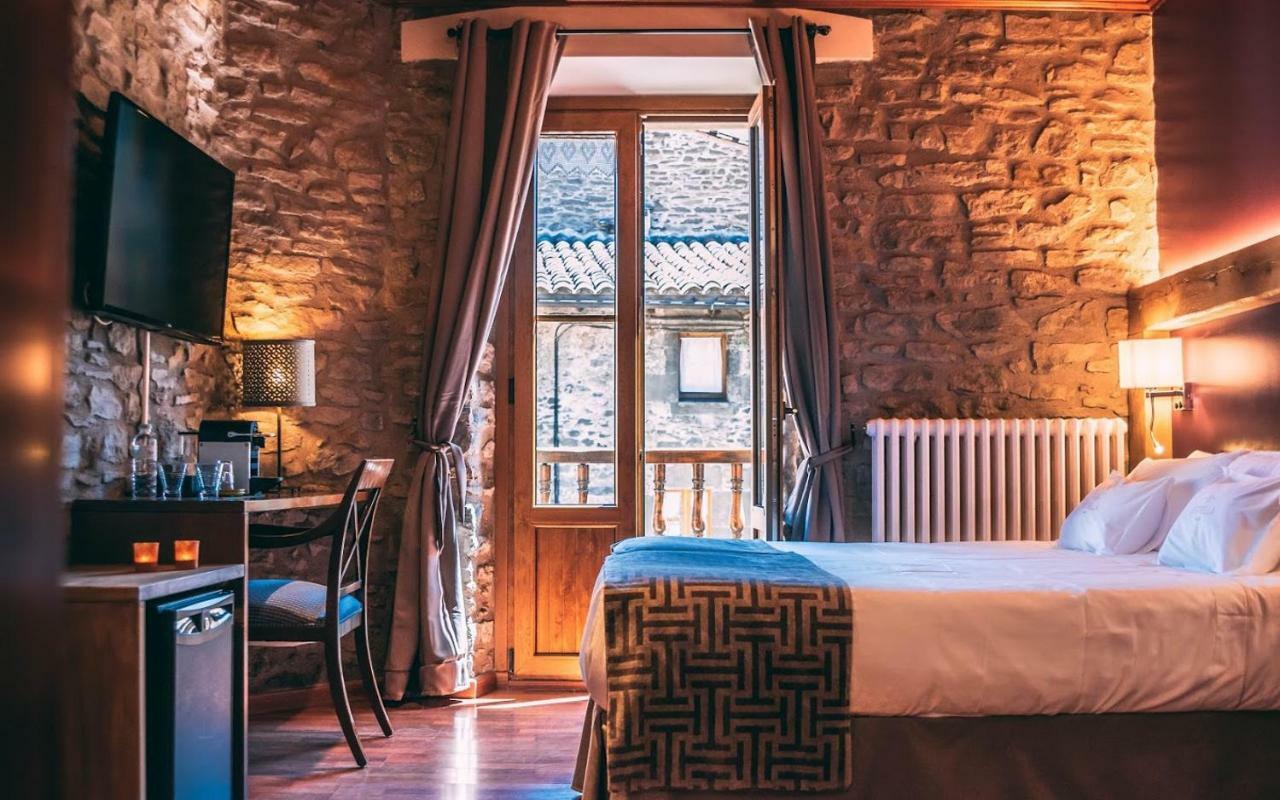 Hotel Hostal Estrella Rupit i Pruit Extérieur photo